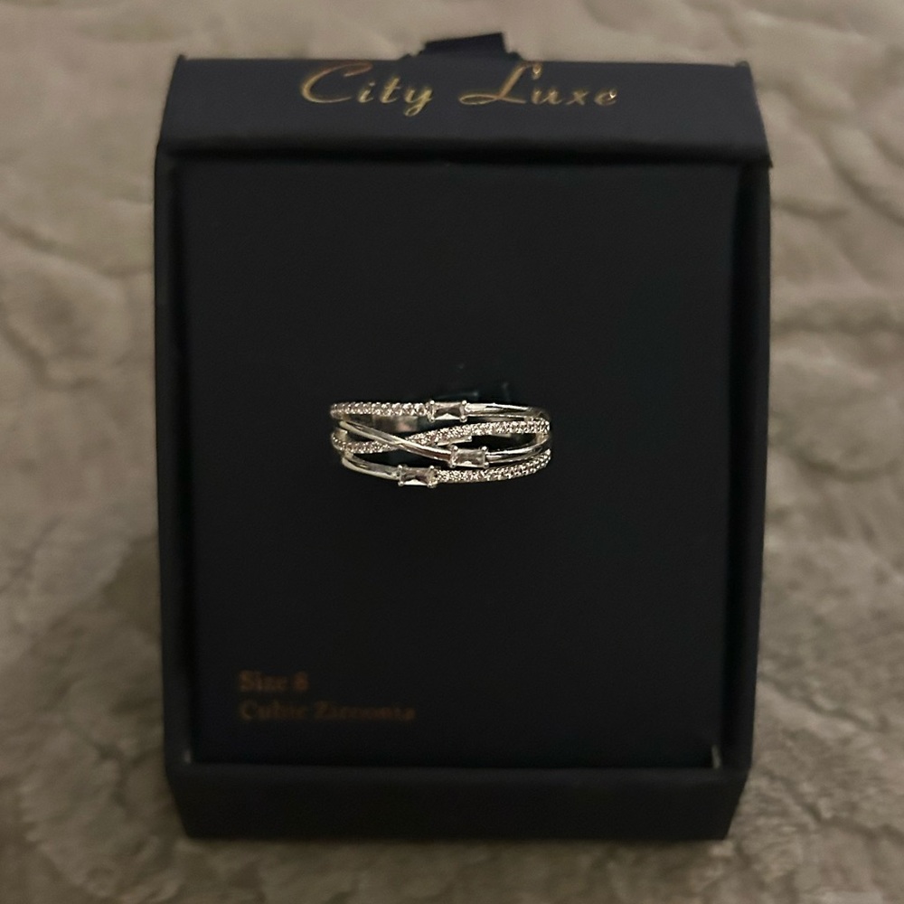 NWT City Lux Silver Plated Size 8 Ring